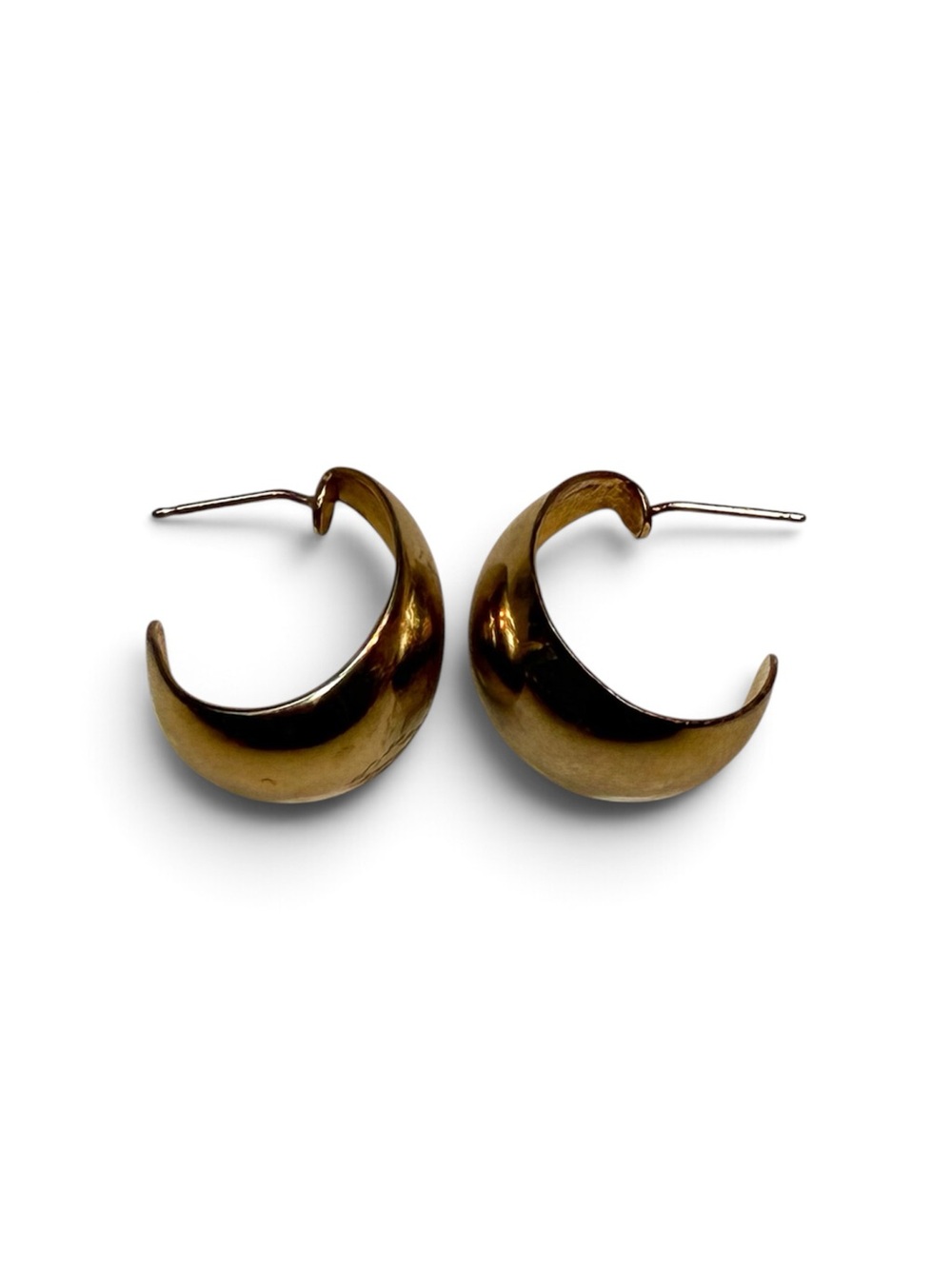 14k Gold Crescent Huggie Earrings